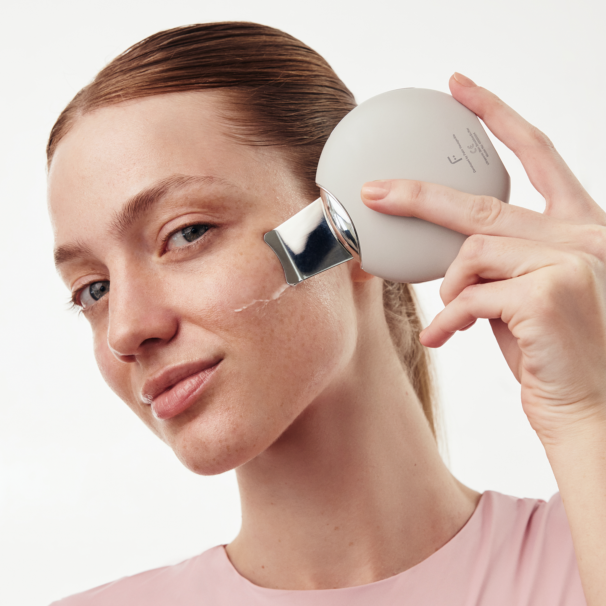 Ultrasonic Skin Scrubber and Lifter